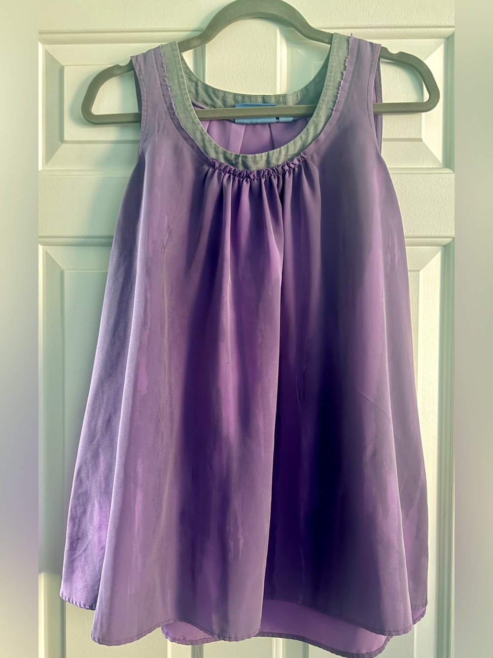 Sleeveless Lavender Tank Top